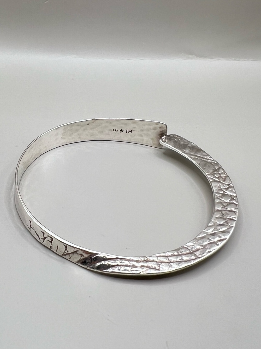 Silpada Rattlesnake Textured Bangle Bracelet B3321 - Picture 7 of 8
